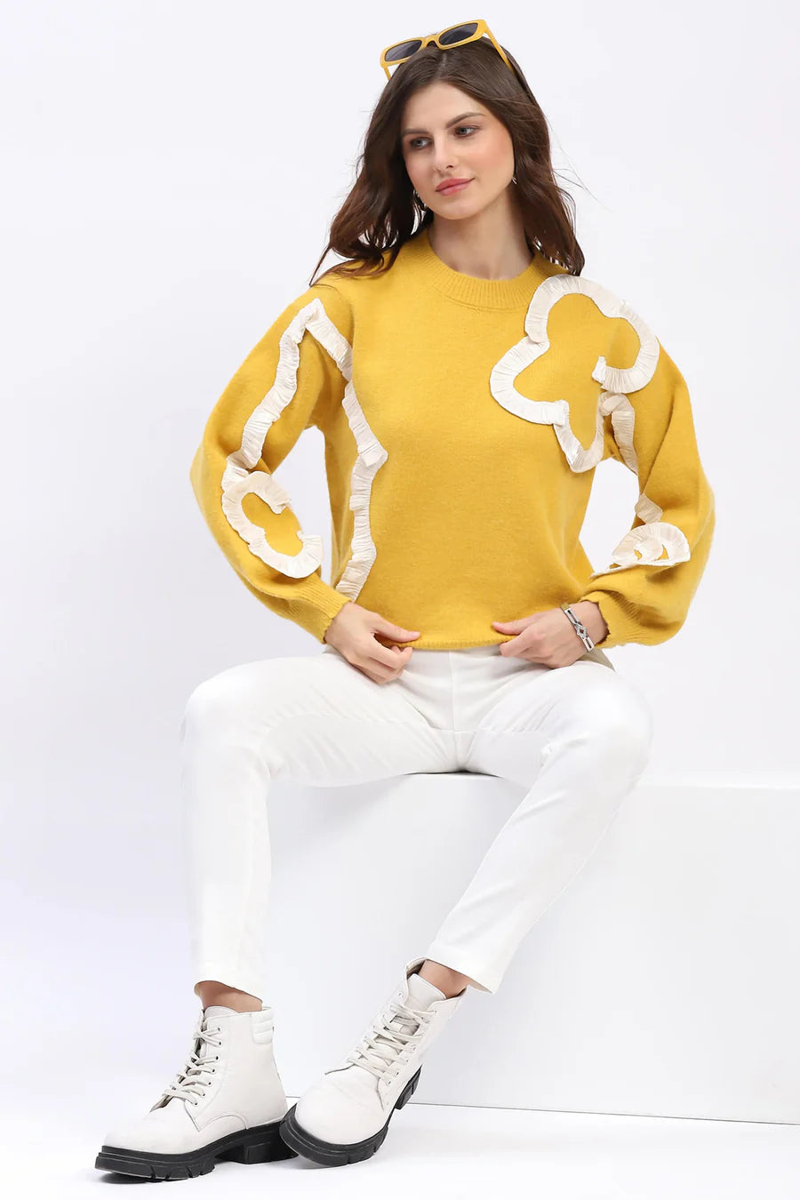 Ribbon Floral Embellished Pullover - Yellow