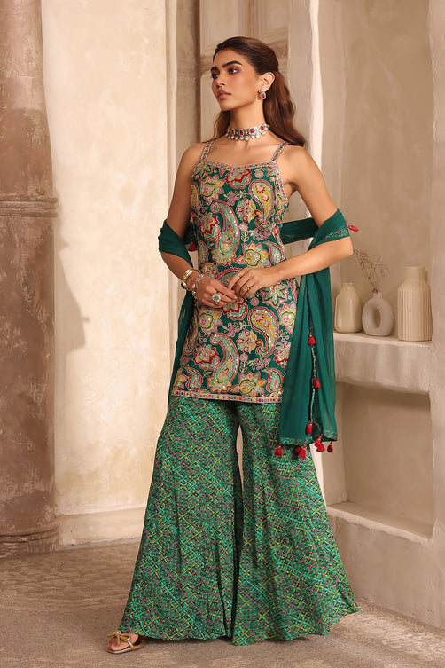 Printed Viscose Chinon Sleeveless Suit Set with Mesh Dupatta
