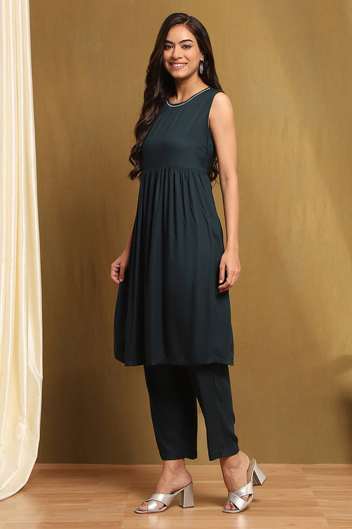 Yarn Dyed Rayon Straight Kurta Palazzo Set